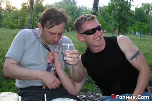 Глиномесы, суки, не таясь бухают!!! Глиномесы, суки, не таясь бухают!!!