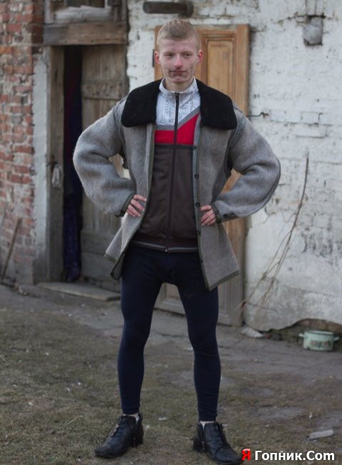 ВАНЁК В СЕКОНДЕ ПРИБАРАХЛИЛСЯ ВАНЁК В СЕКОНДЕ ПРИБАРАХЛИЛСЯ